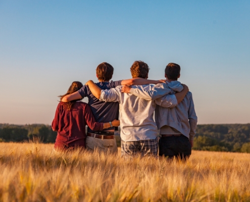 Groep jonge mensen